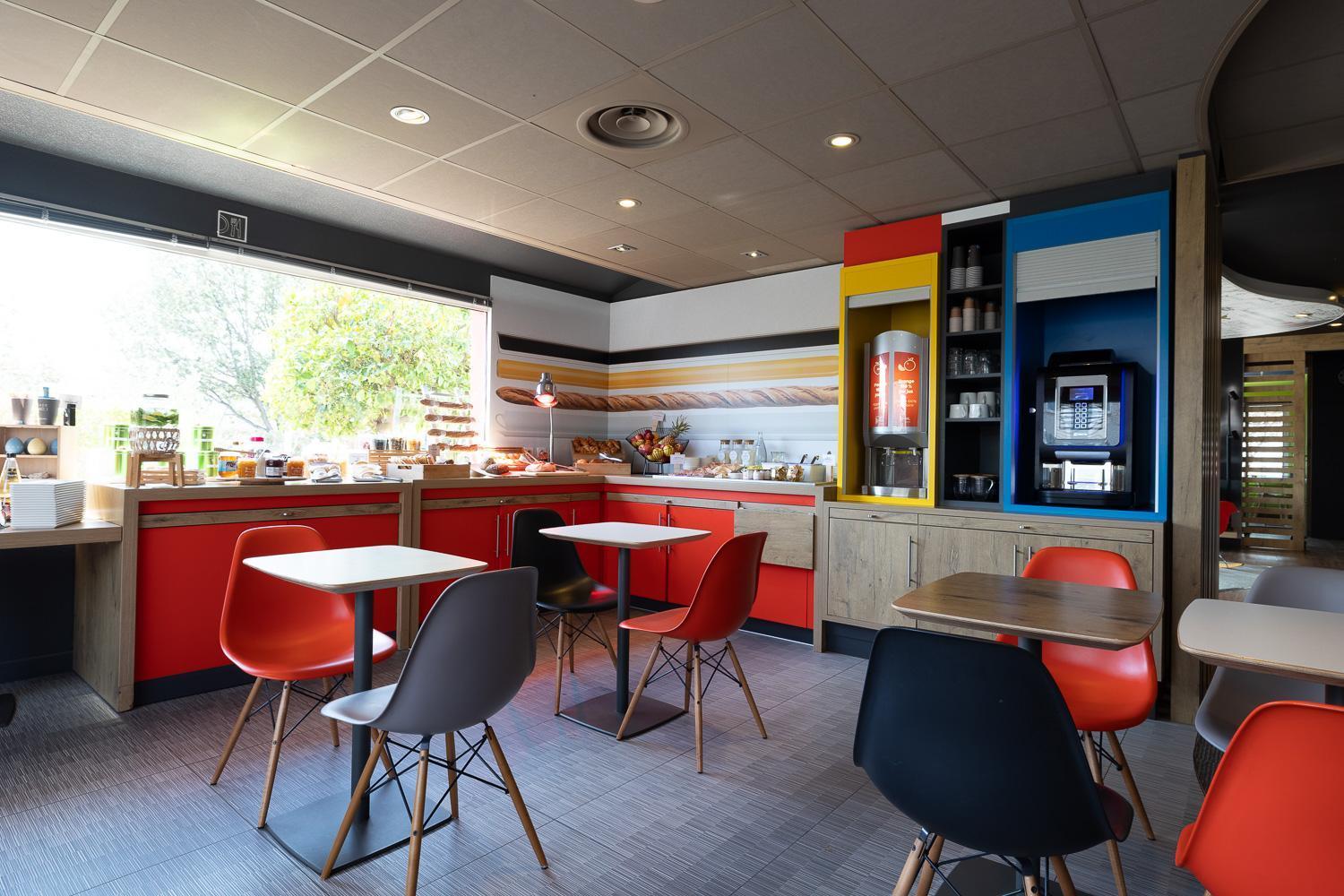 Ibis Perpignan Sud Saint Charles Exterior foto