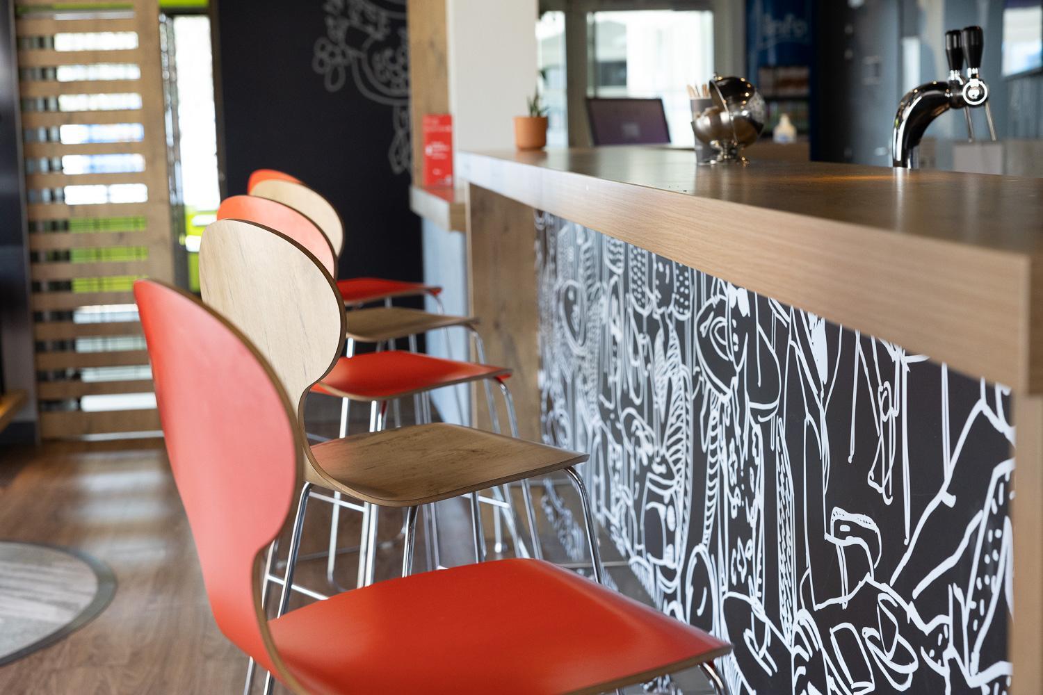 Ibis Perpignan Sud Saint Charles Exterior foto